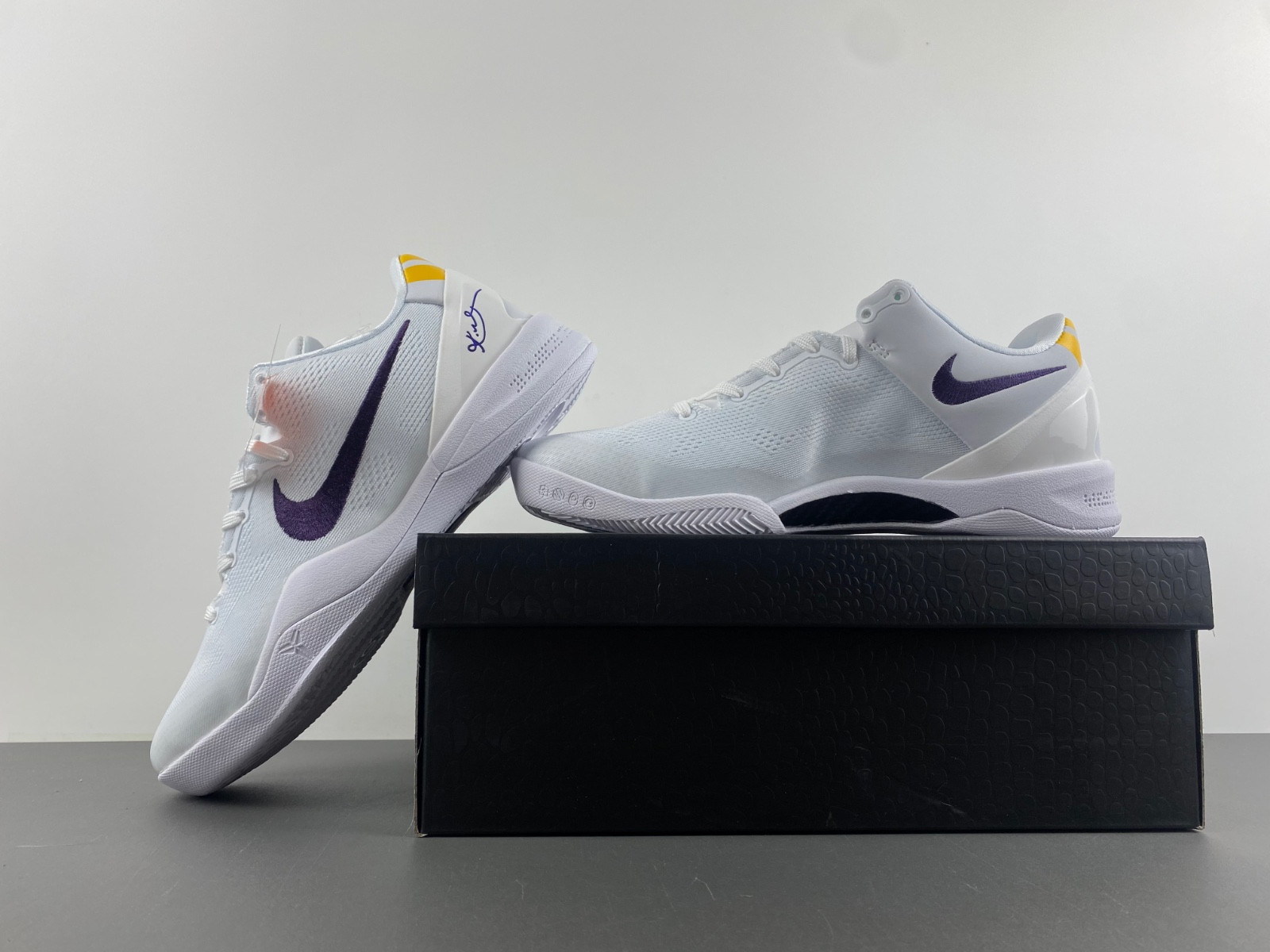 nike kobe 8 protro “lakers home” hf9550-100