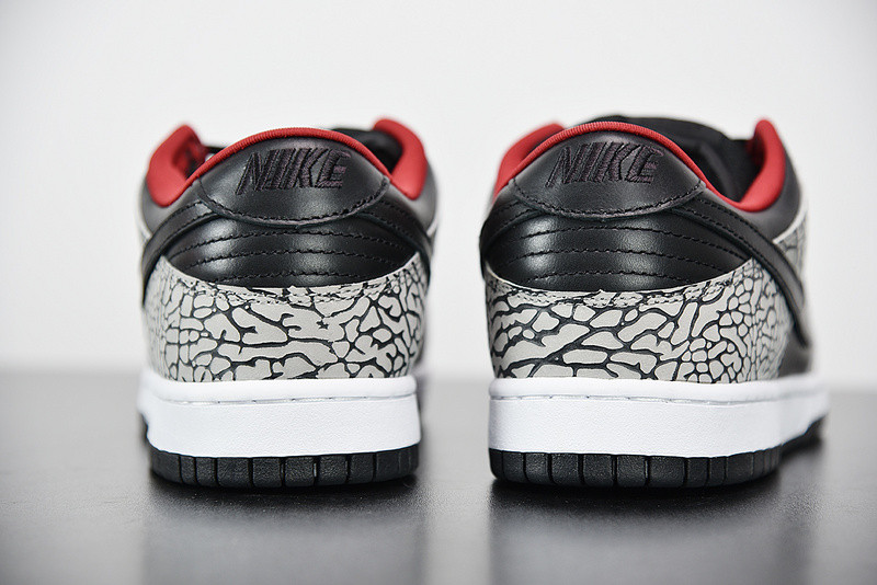 S*p*e x nike sb dunk low pro sb