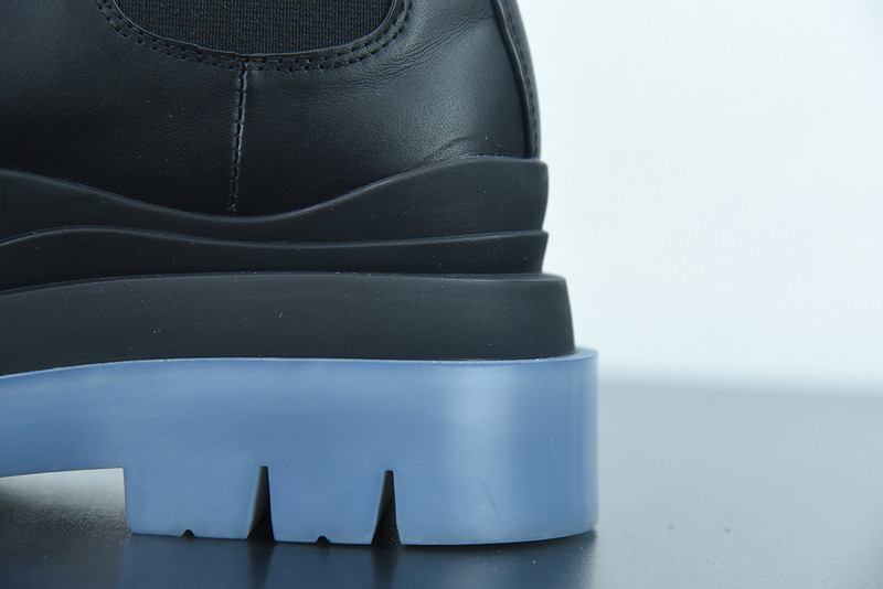 Bo*te*ga ve*ne*ta sneaker