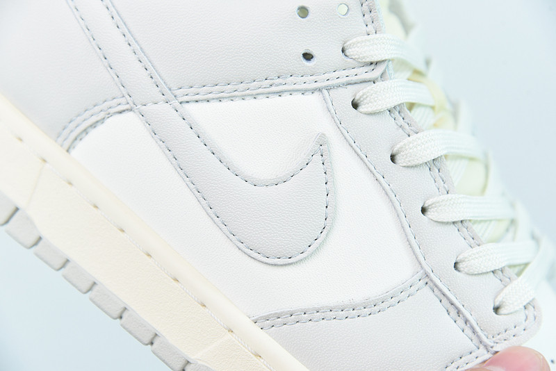 nike dunk low “light bone“ dd1503-107