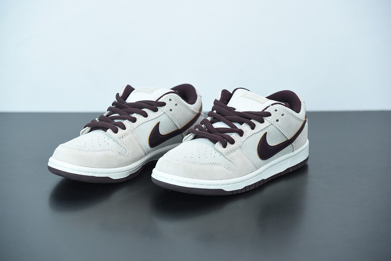 nike sb dunk low desert sand mahogany bq6817-004