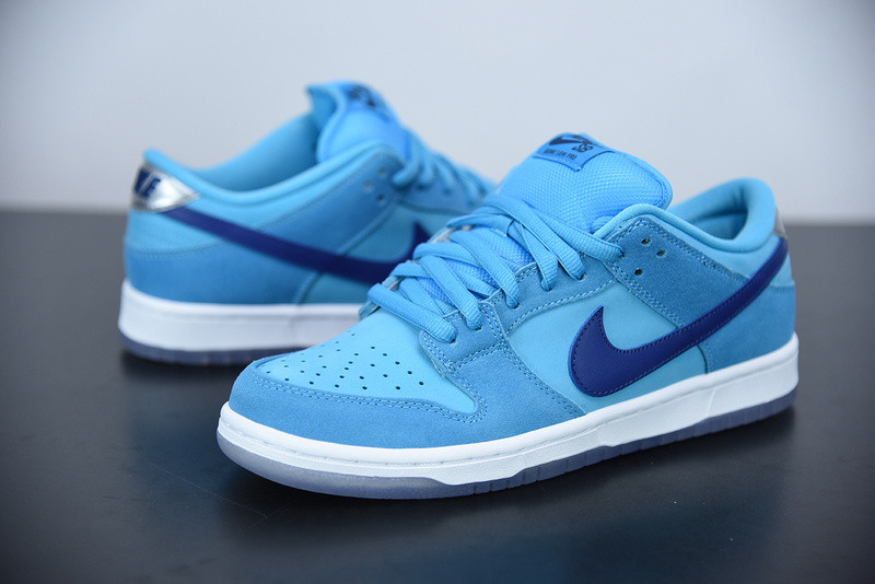 nike sb dunk low “blue fury” bq6817-400