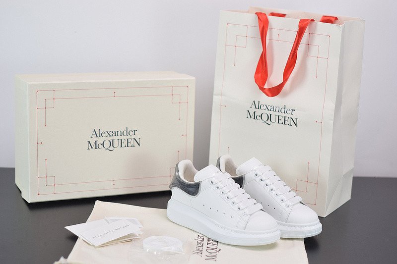alexer mceen sneakers