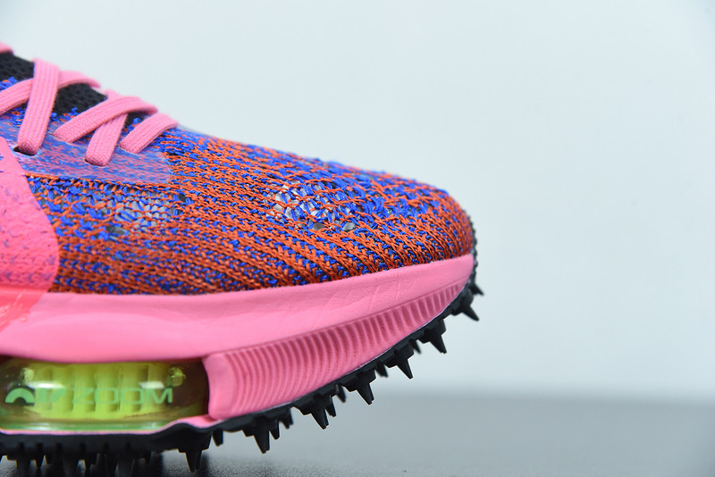 of x air zoom tempo next%