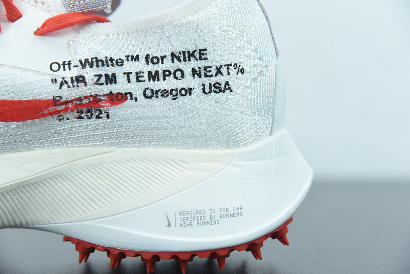 of x air zoom tempo next%