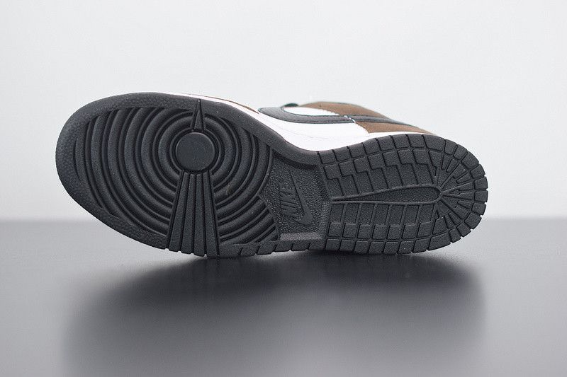 nike dunk low white black trail end brown 304292-102