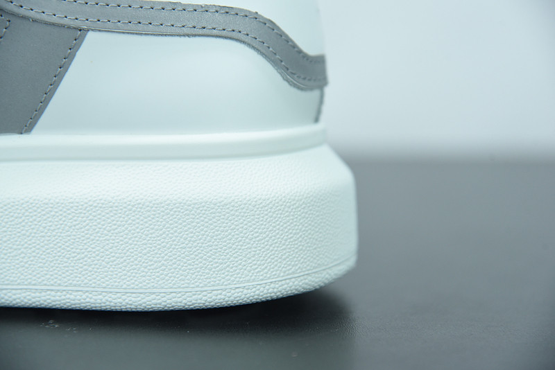 alexer mceen sneakers