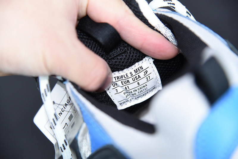 bc triple s trainer 536737 w09oh 1007