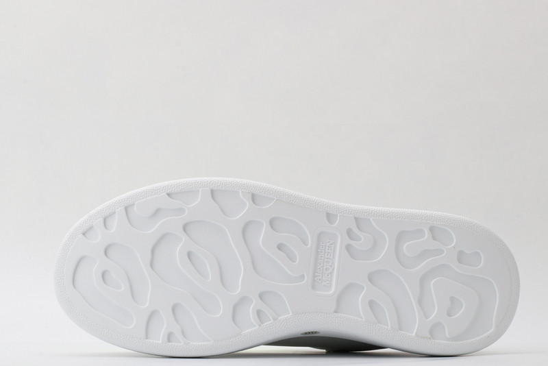 alexer mceen sneakers