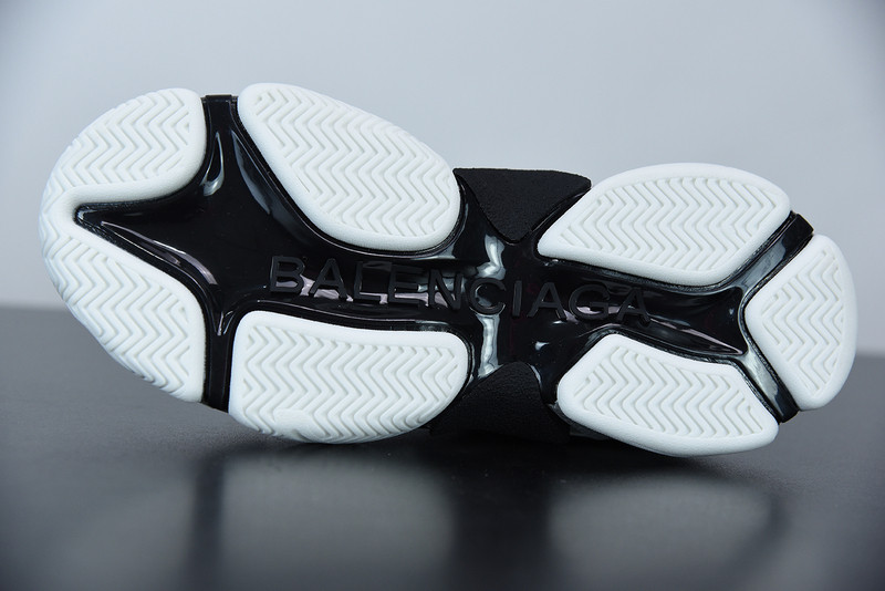 bc triple s trainer 536737 w0901 9089