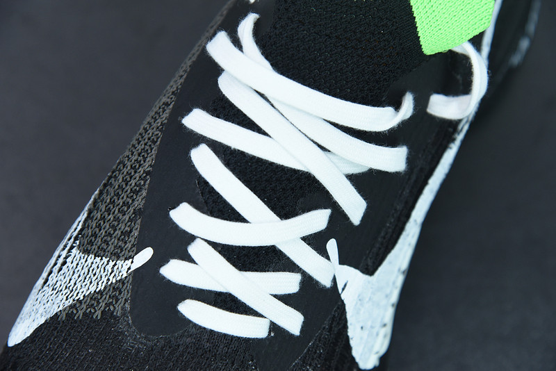 of x air zoom tempo next%