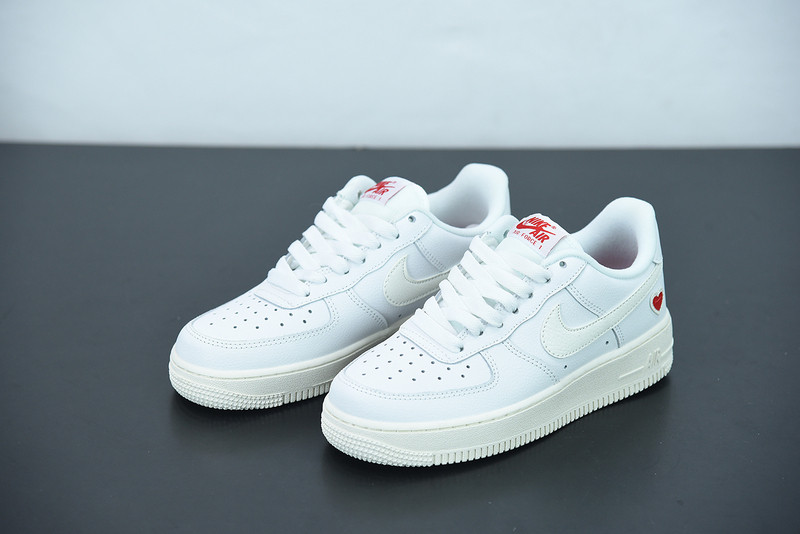 nike air force 1 low valentines day(2021)dd7117-100