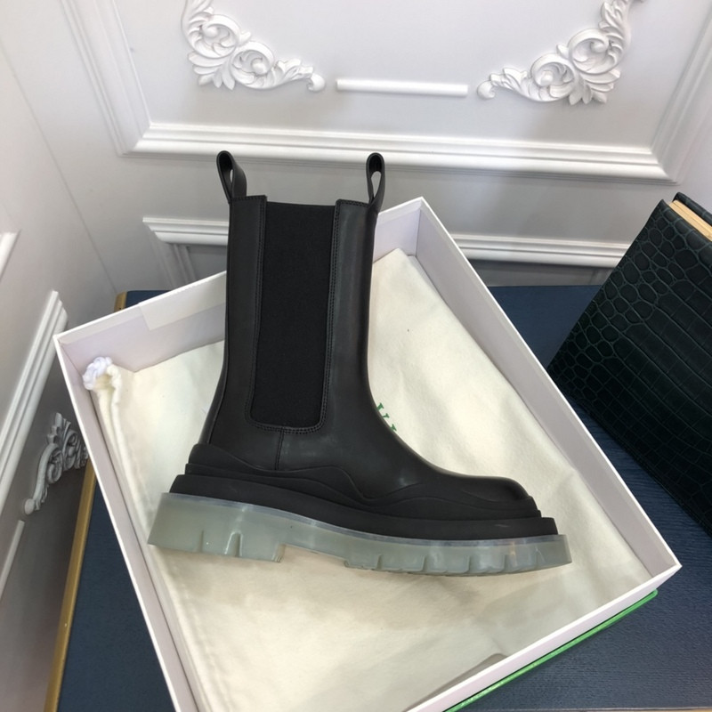 Bo*te*ga ve*ne*ta sneaker