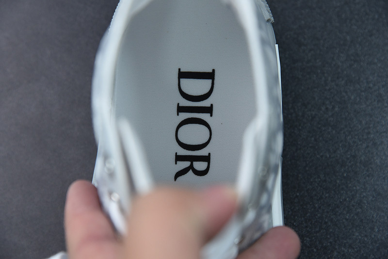 dio* b23 oblique high-top sneaker