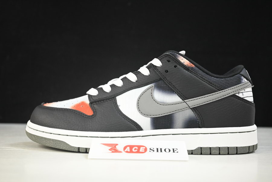 nike dunk low “graffiti