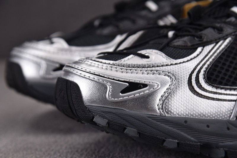 As*ic*s gel-kahana tr v4