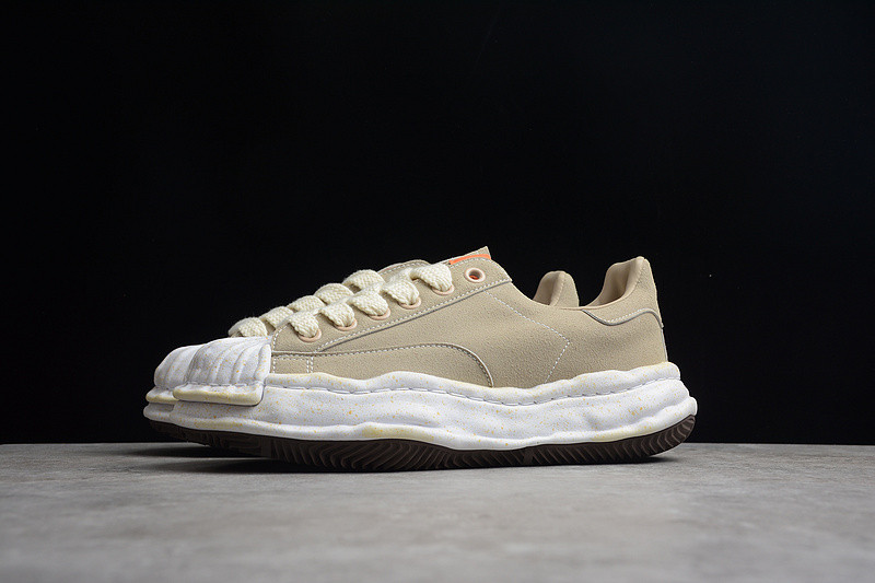 Ma*s*n mihara yasuhiro sneaker