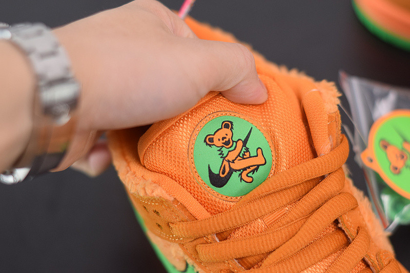 grateful dead x nike sb dunk low “orange bear” cj5378-800