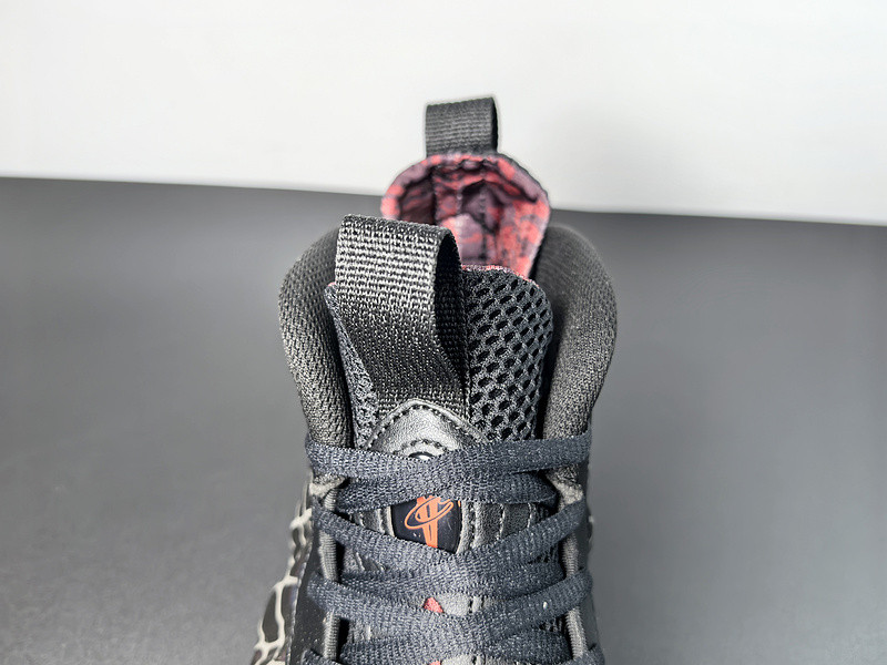 TEKKEN 8 x Nike Air Foamposite One “Kazuya Mishima” FQ9050-400