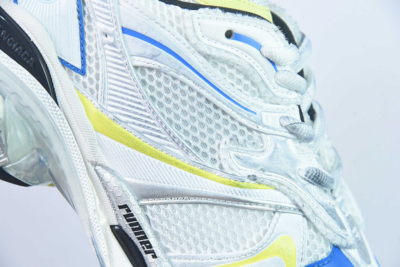 Ba*len*cia*ga runner sneaker