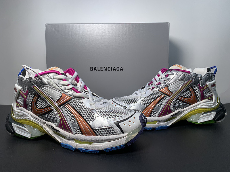 Ba*len*cia*ga runner sneaker