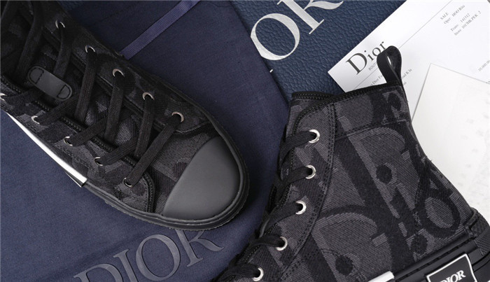 dio* b23 oblique high-top sneaker
