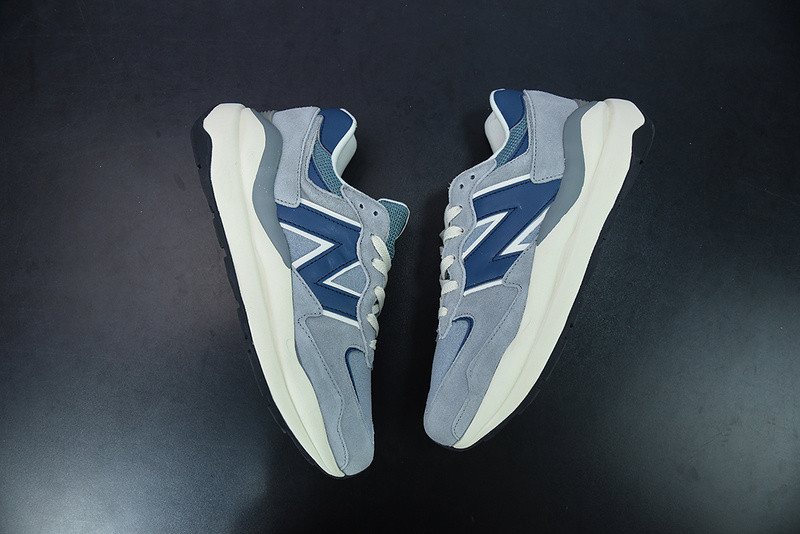 new balance sneaker