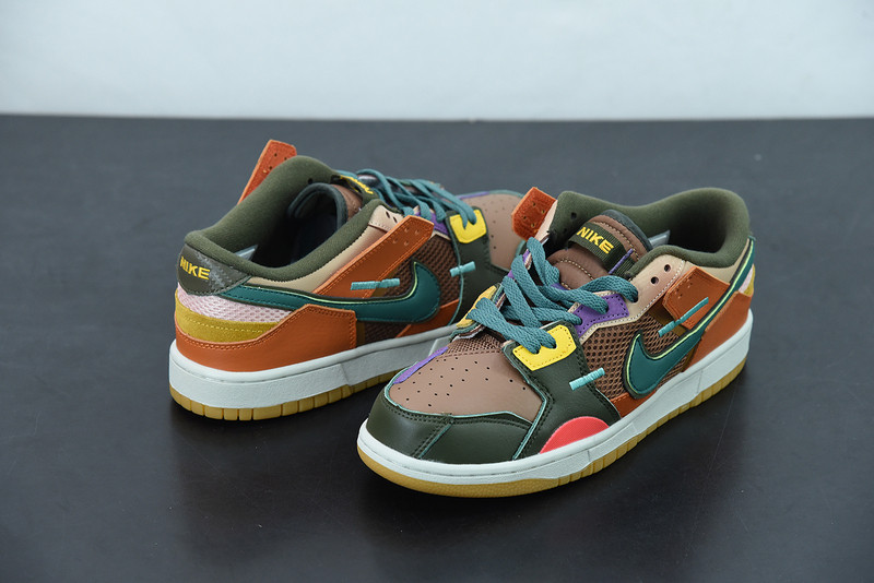 nike sb dunk low scrap