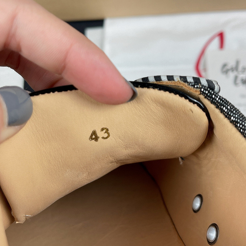 chian louin low top sneaker