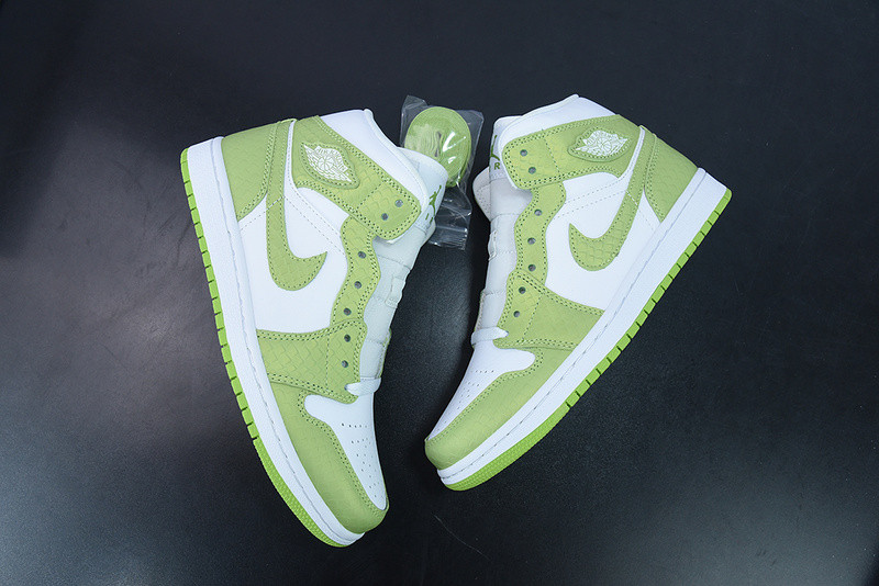 wmns air jordan 1 mid se