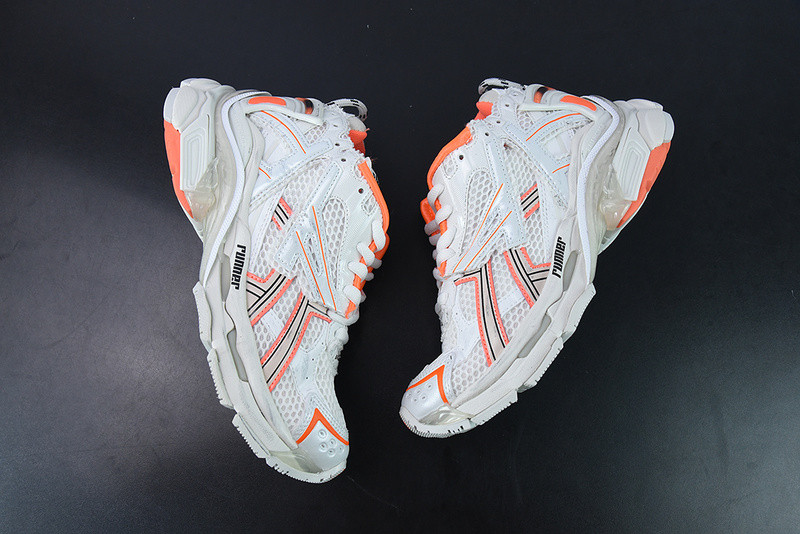 Ba*len*cia*ga runner sneaker