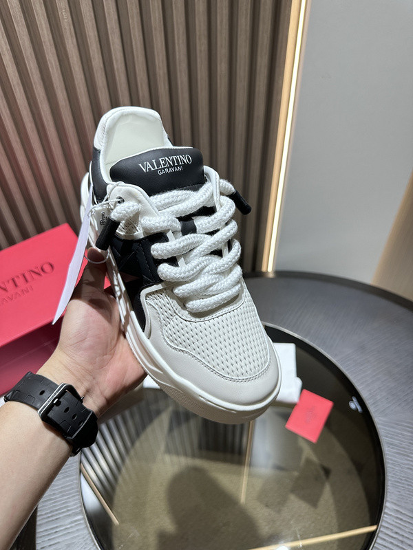 valentino sneaker