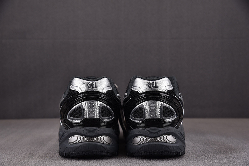 As*ic*s gel-kahana tr v4