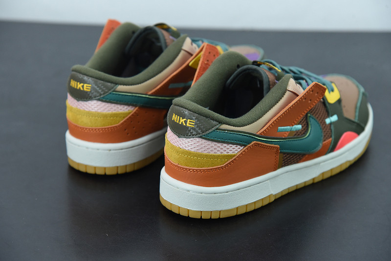 nike sb dunk low scrap