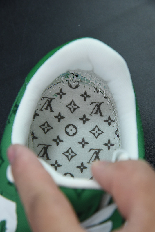 lvt x nike air force1