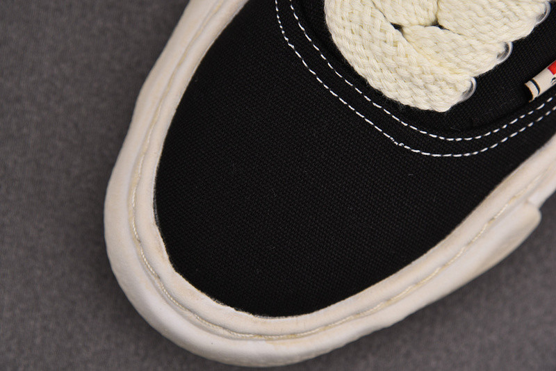 Ma*s*n mihara yasuhiro sneaker