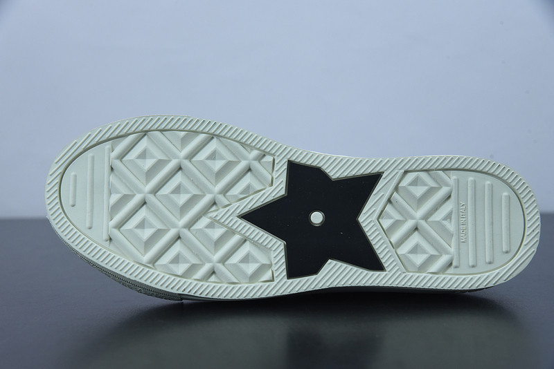 dio* x converse sneaker