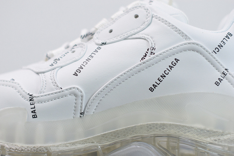 bc triple s trainer 524039 w09e1 2021