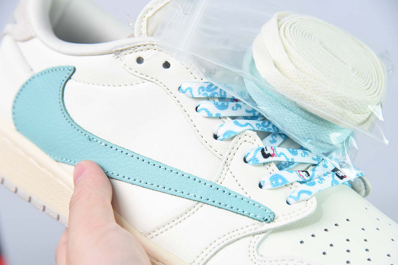 travis scott x air jordan 1 low