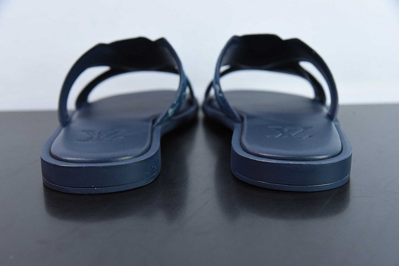 lvt sandals