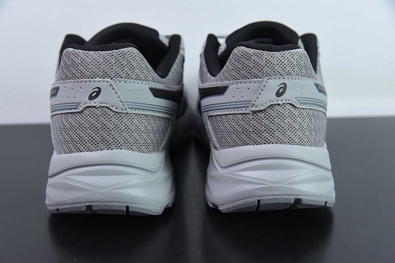 As*ic*s gel-contend 4