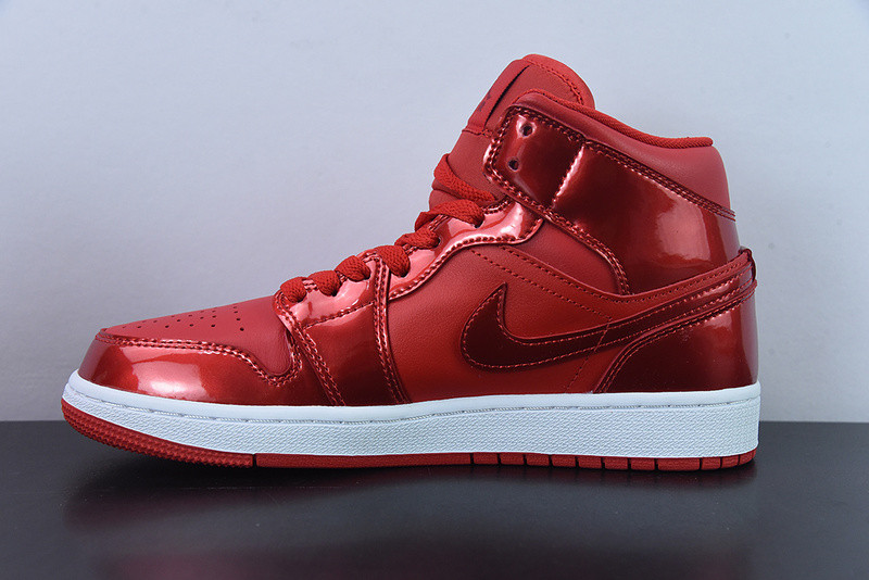 wmns air jordan 1 mid se