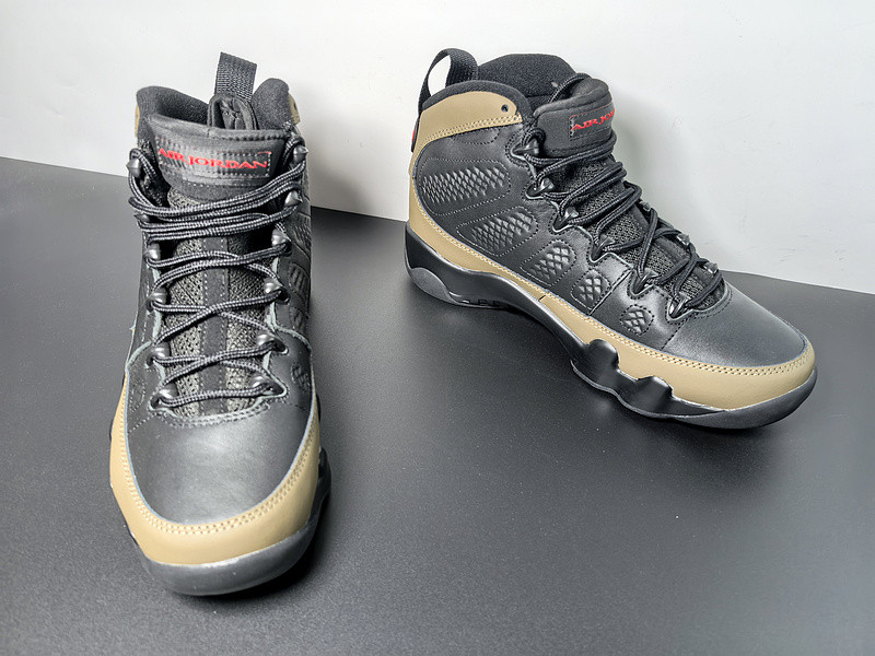 Air Jordan 9 Retro