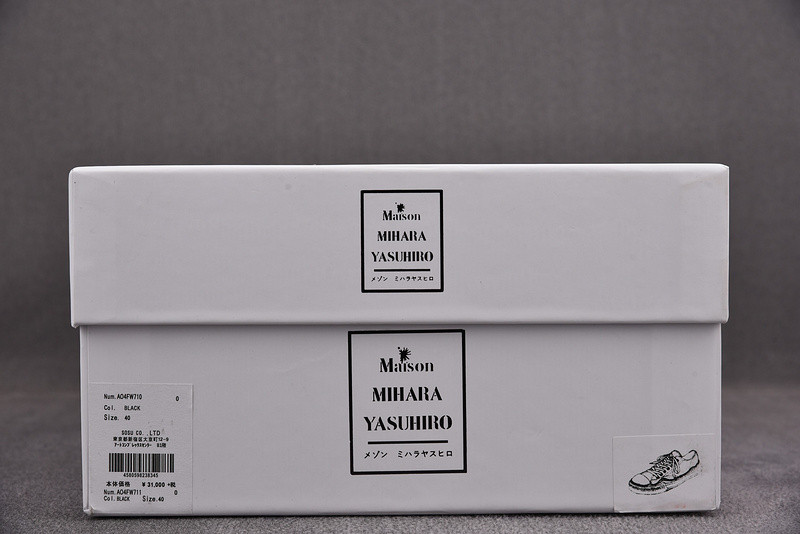 Ma*s*n mihara yasuhiro sneaker