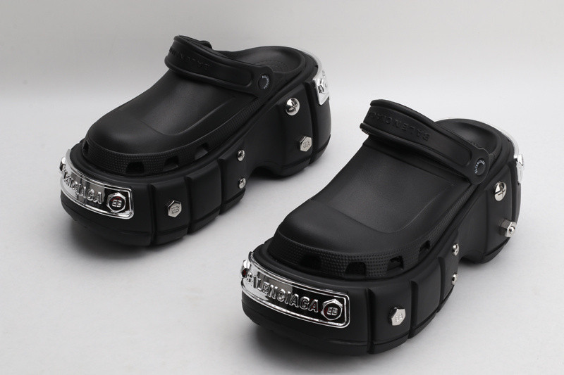 Cr*0*s x ba*len*cia*ga hardCr*0*s sandal