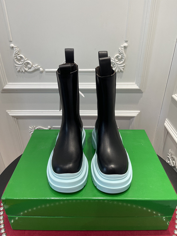 Bo*te*ga ve*ne*ta sneaker