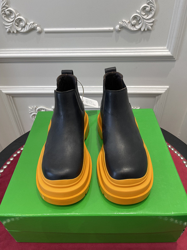 Bo*te*ga ve*ne*ta sneaker