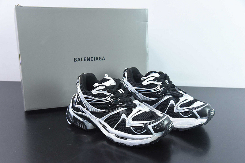 Ba*len*cia*ga runner sneaker