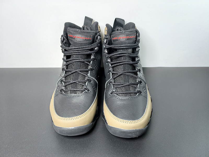 Air Jordan 9 Retro