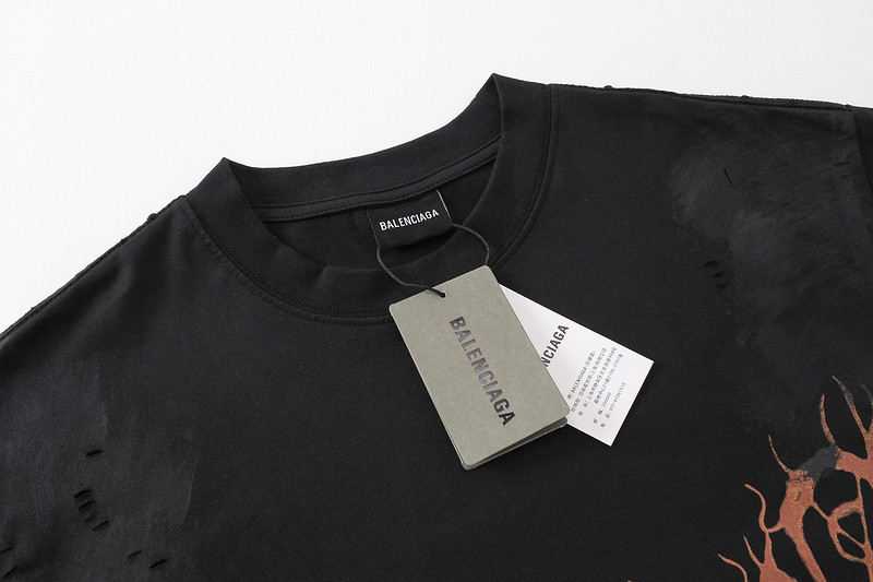 Ba*len*cia*ga clothes